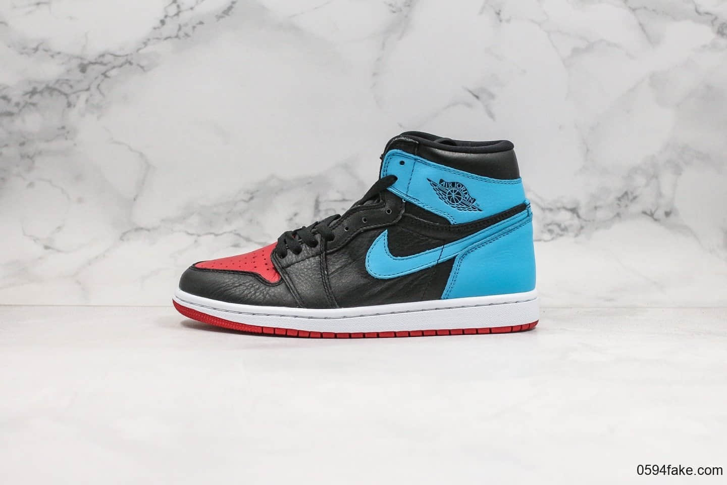 乔丹Nike Air Jordan 1 High OG WMNS UNC To Chicago纯原版本高帮AJ1红蓝配色正确荔枝纹头层皮鞋面材质 货号:CD0461-046