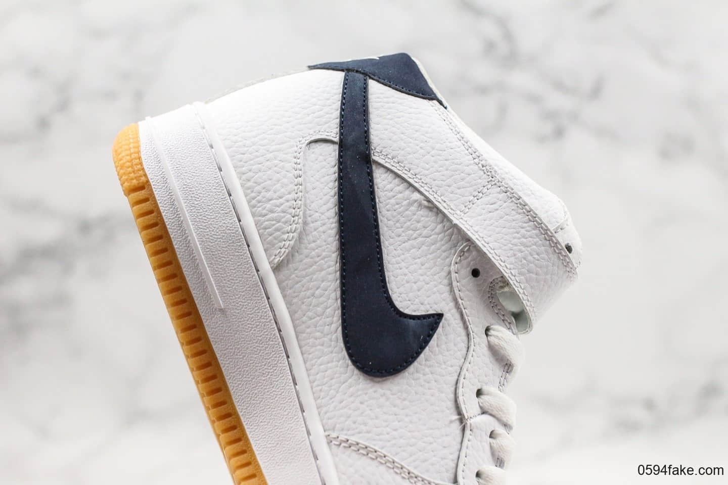 耐克Nike Air Force1 Mid纯原版本高帮空军一号海外发售款深蓝白生胶色内置solo气垫原鞋开模原材打造 货号:CI0058-100