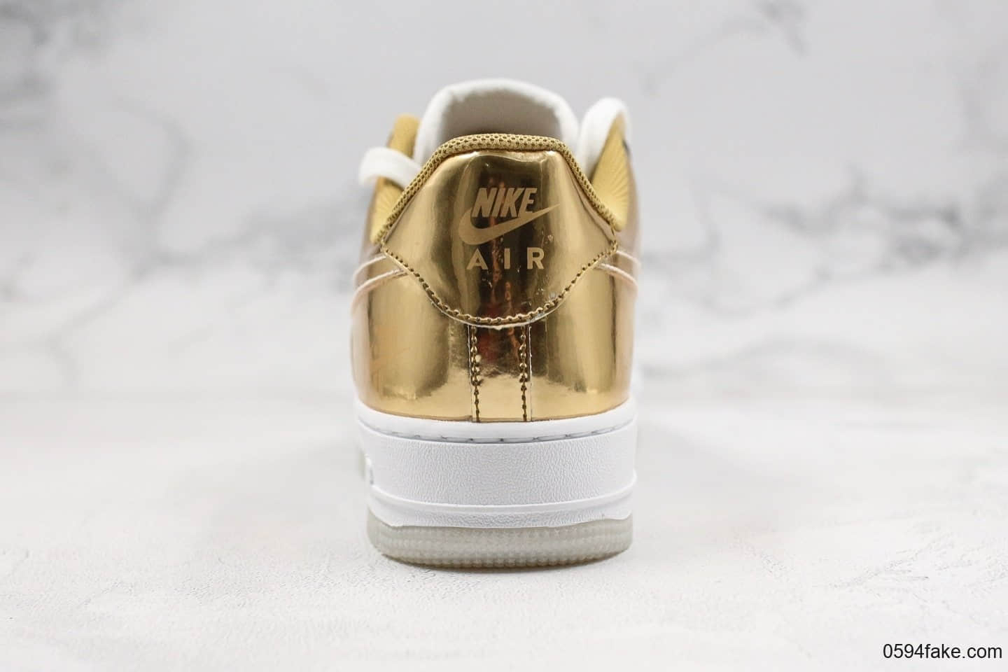 耐克Nike Air Force 1 Pays Tribute to Shanghai s Golden Era纯原版本上海限定版白金空军一号原盒原标内置气垫细节完美 货号：CU2991-197