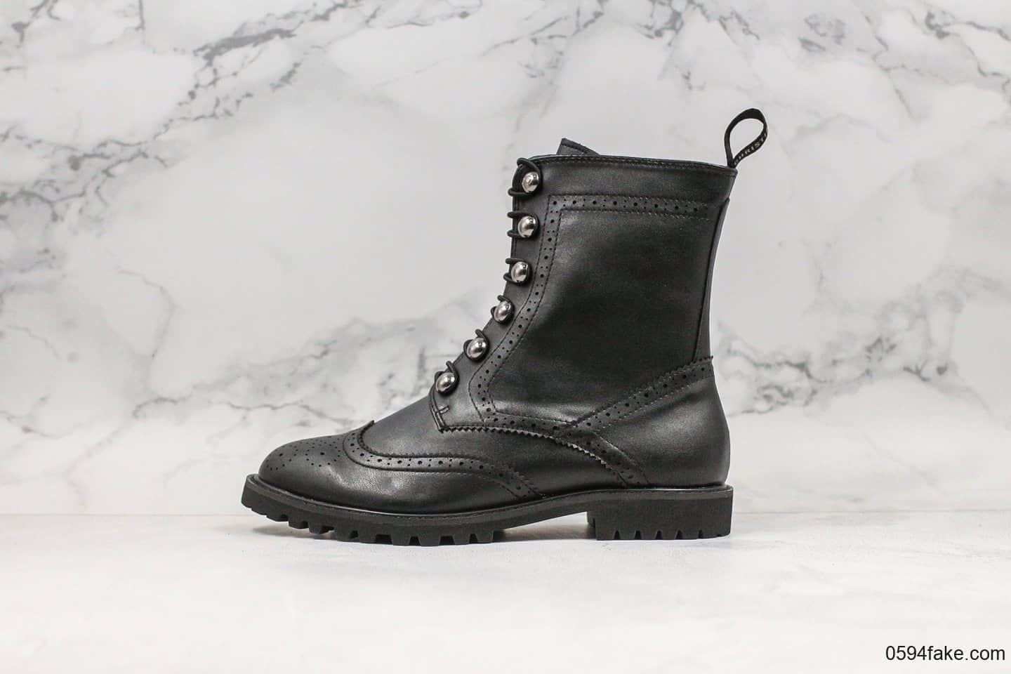 迪奥Dior J'adior 19ss纯原版本dior冬季马丁靴黑色原材料打造众多明星上脚进口牛皮鞋面羊皮内里