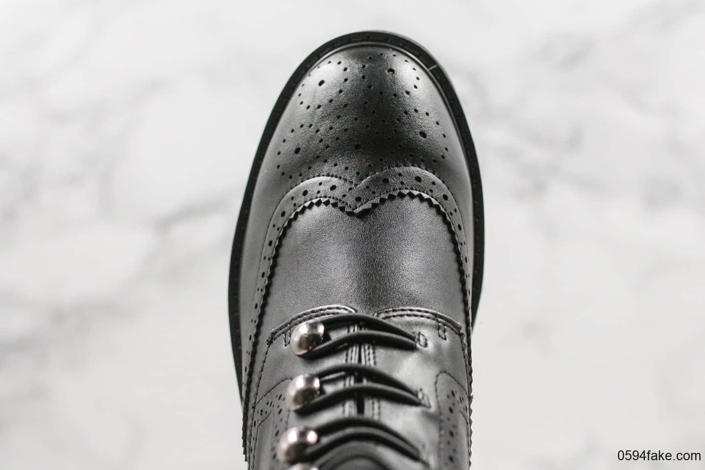 迪奥Dior J'adior 19ss纯原版本dior冬季马丁靴黑色原材料打造众多明星上脚进口牛皮鞋面羊皮内里