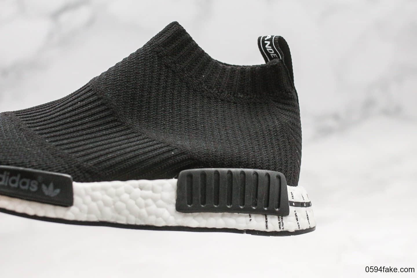 阿迪达斯Adidas Originals NMD CS1 PK纯原版本中帮黑白袜子鞋内置真Boost中底原盒原标 货号：BD7733