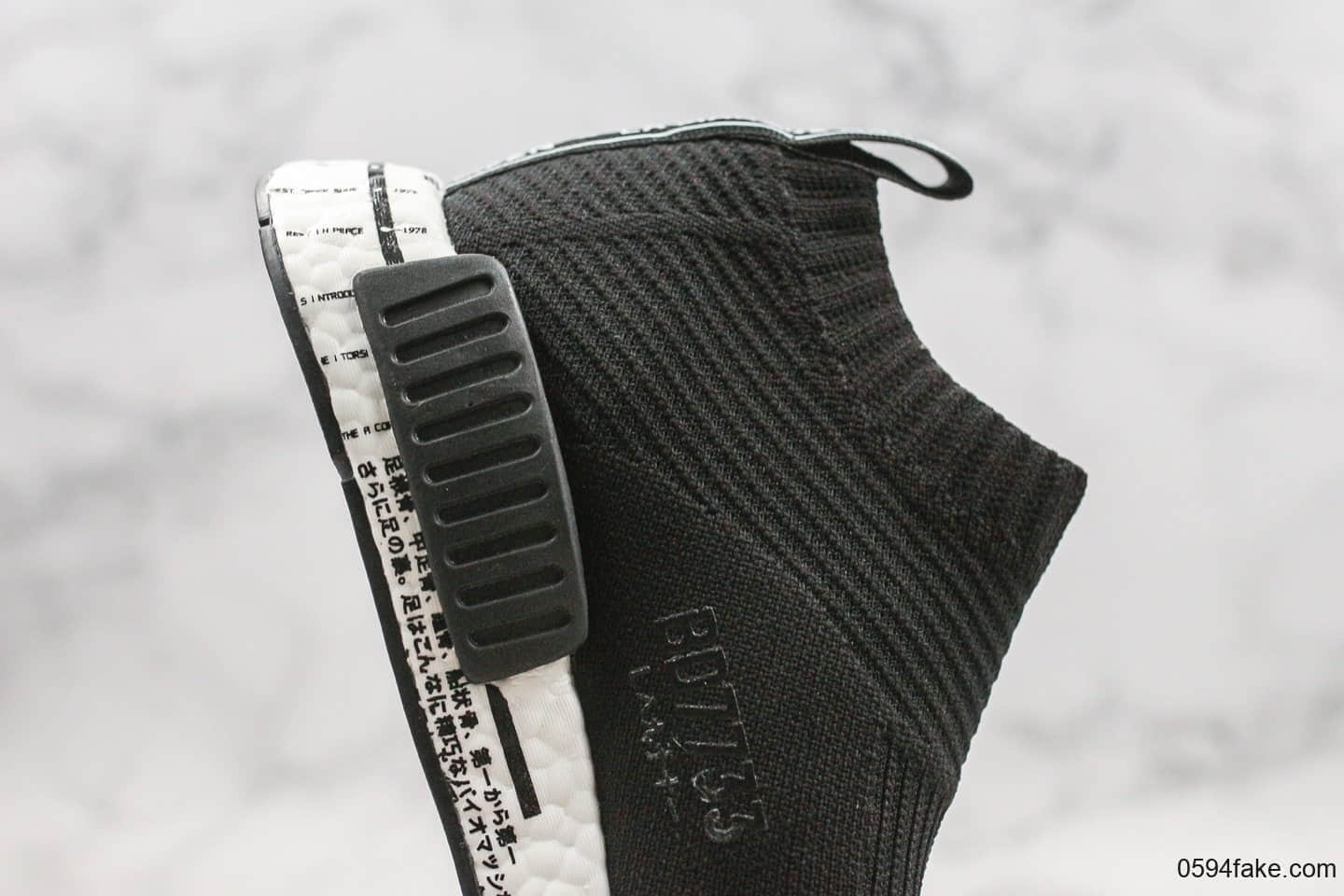 阿迪达斯Adidas Originals NMD CS1 PK纯原版本中帮黑白袜子鞋内置真Boost中底原盒原标 货号：BD7733