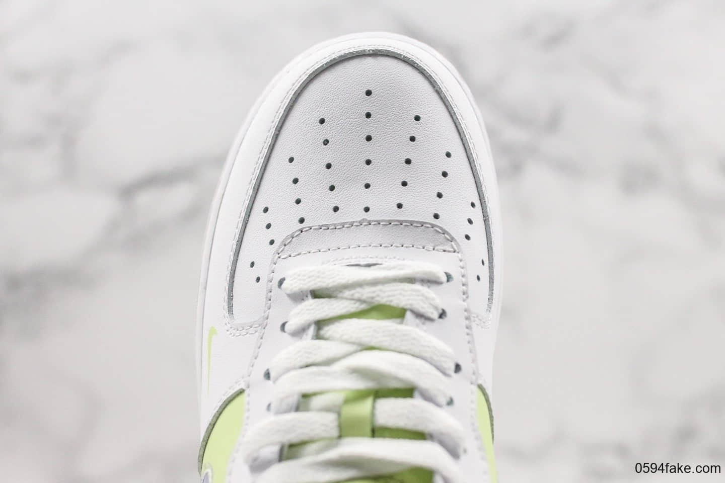 耐克Nike Air Force 1 Low GS 'Dunk It Script Swoosh纯原版本低帮空军一号手稿薰衣草紫内置气垫双勾设计 货号：CT1628-001