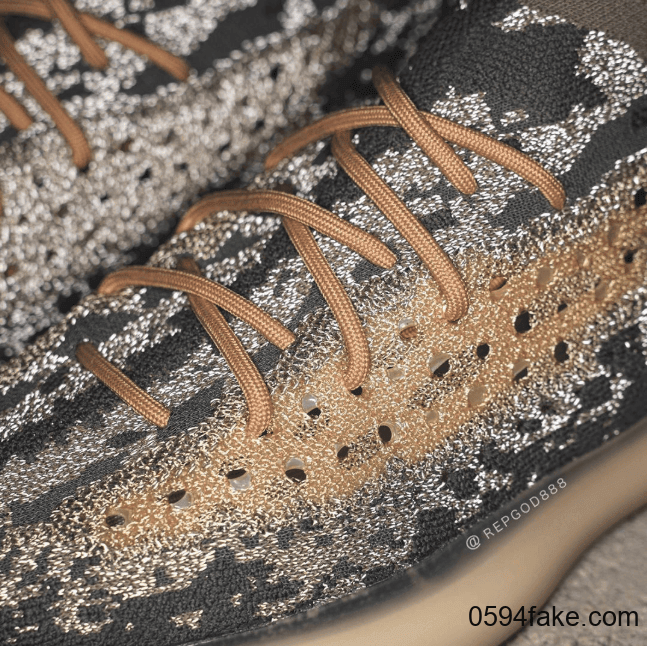 Yeezy Boost 380 “Mist”首度曝光！还有满天星版本！
