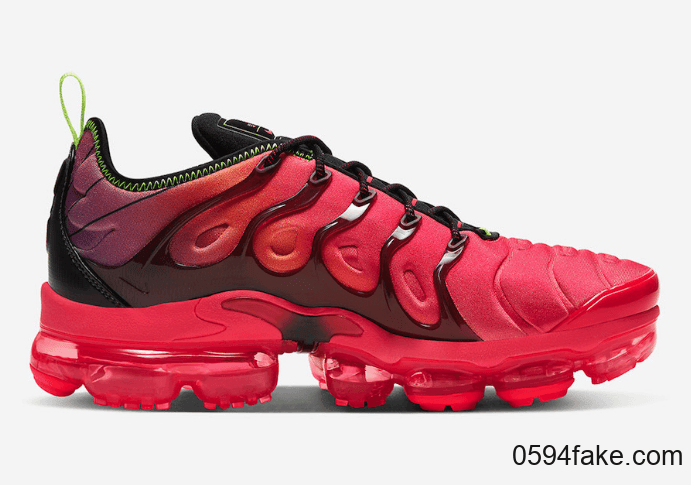 Nike Air VaporMax Plus新配色即将登场！酷似OW联名！ 货号：CU4709-001