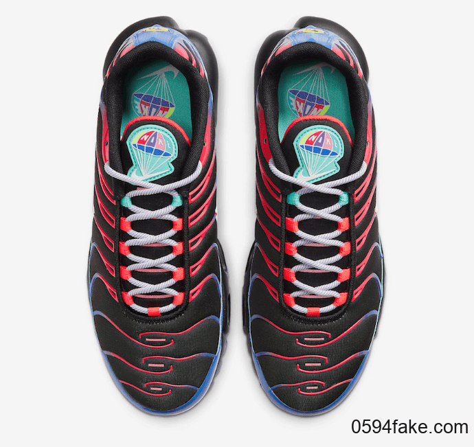 Nike复古跑鞋Air Max Plus新配色曝光！红蓝渐变吸睛度up！ 货号：CV7541-001