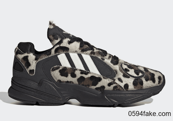 adidas经典复古跑鞋Yung-1新配色即将登场！狂野豹纹你心动了吗？ 货号：EG8726