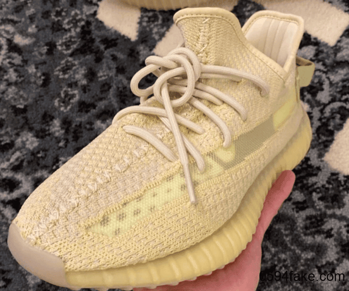 Yeezy 350 V2“ Flax”上脚图曝光!清新柠檬黄色调! 货号:FX9028