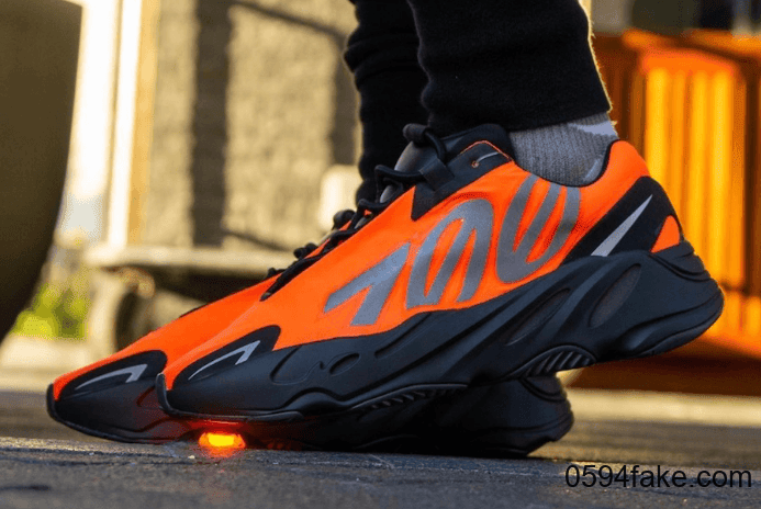 椰子700兄弟鞋型!adidas 700 MNVN“ Orange”将于2月28日发售! 货号:FV3258