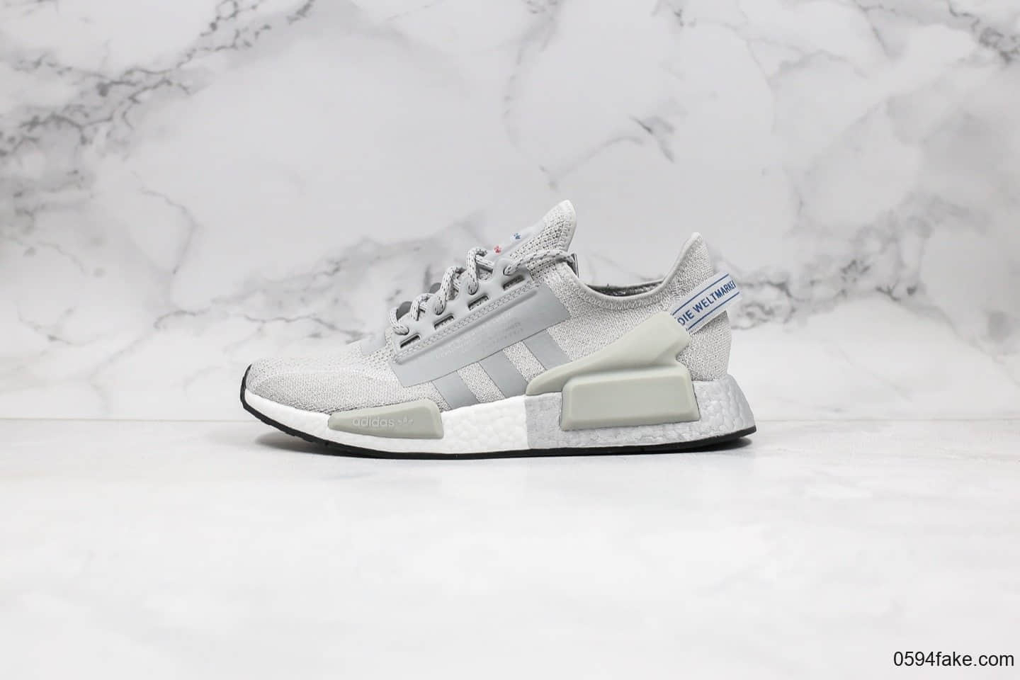 阿迪达斯Adidas NMD R1 Boost V2公司级版本二代弹力针织面爆米花跑鞋灰色配色真爆 货号:FW5328