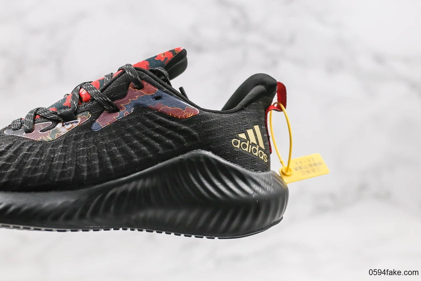 阿迪达斯Adidas AlphaBounce Beyond M纯原版本阿尔法系列黑红刺绣原档案数据开发正确马牌橡胶大底 货号：FW4530