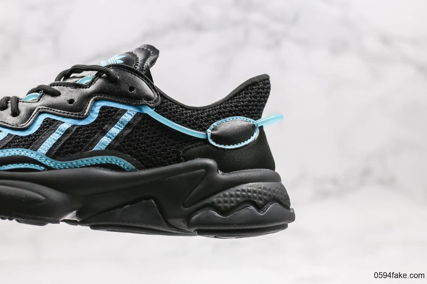 阿迪达斯Adidas Originals Ozweego纯原版本水管老爹鞋黑蓝色原楦头纸板打造3M反光条 货号:FV3593