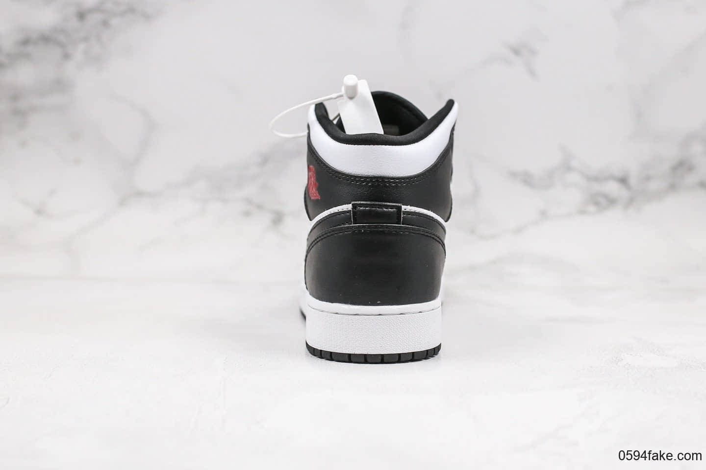乔丹Air Jordan 1 Mid Reverse Black Toe纯原版本中帮AJ1逆向黑脚趾原盒原标正确后跟定型 货号:BQ6472-101