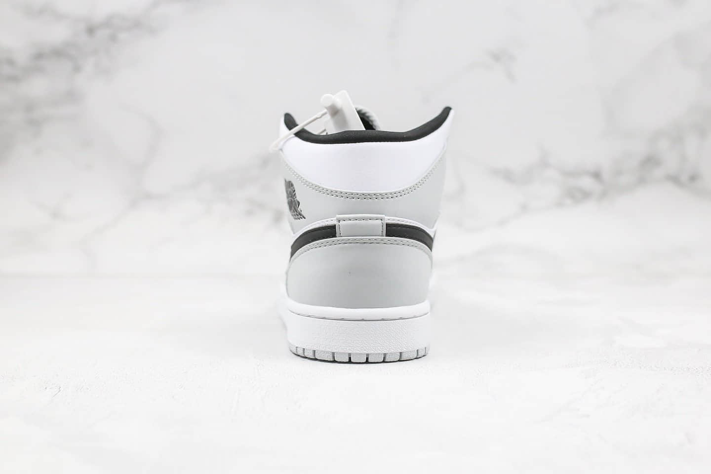 乔丹Air Jordan 1 Mid Light Smoke Grey纯原版本中帮AJ1小小迪奥灰色原档案数据开发正确后跟定型 货号：554724-092