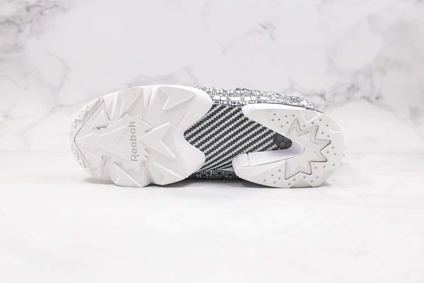 锐步Reebok x DEAL Instapump Fury纯原版本联名款阴阳风水罗盘鸳鸯配色原盒原标原数据开发 货号：DV2811