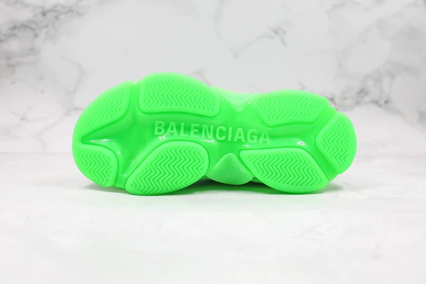 巴黎世家Balenciaga Triple S纯原版本复古老爹鞋荧光绿配色原厂进口头层皮料正确TPU组合大底正确电绣字体