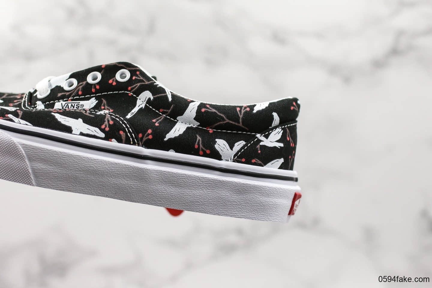 万斯Vans ERA公司级版本低帮帆布鞋黑色白鸽和平鸽印花配色区别市面通货 货号:VN0A38FRTNZ