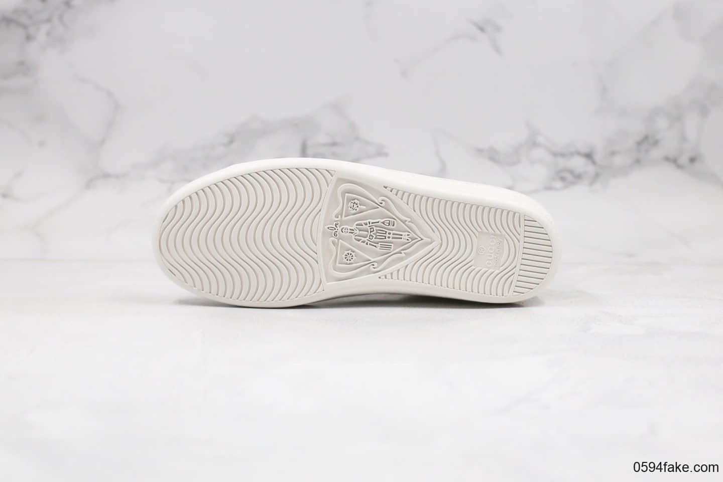 古驰Gucci公司级版本小白鞋系列米老鼠米色独家高端无胶工艺