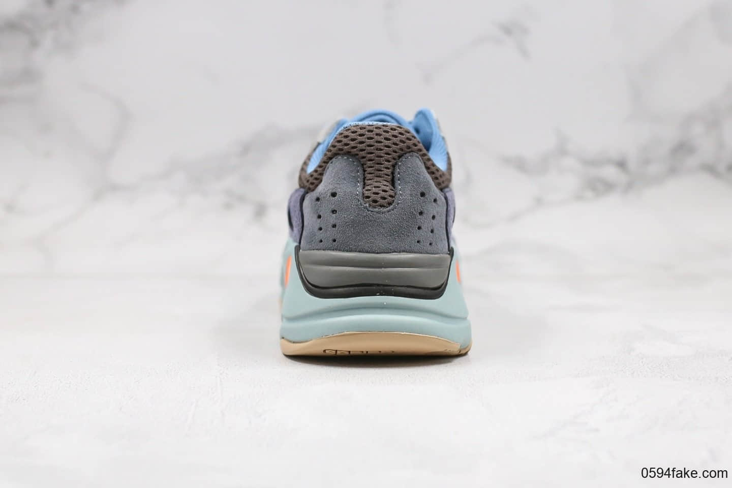 阿迪达斯Adidas Yeezy Boost 700纯原版本椰子700初代碳蓝复古老爹鞋内置爆米花中底原盒原标 货号：FW2498