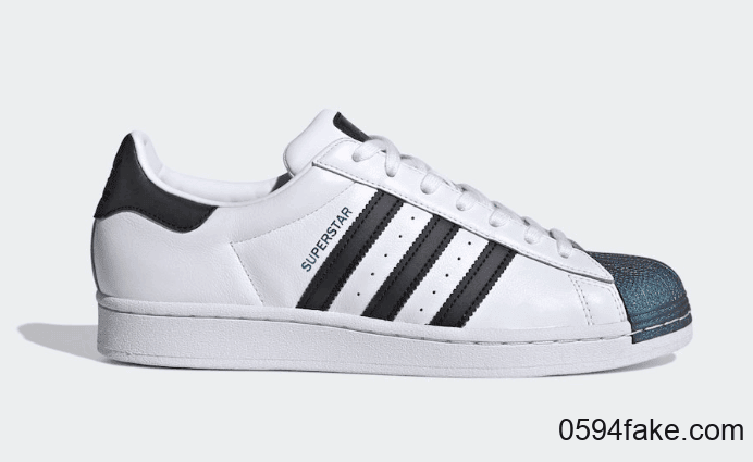 全息贝壳头！这双adidas Superstar超抢眼！ 货号：FW6387