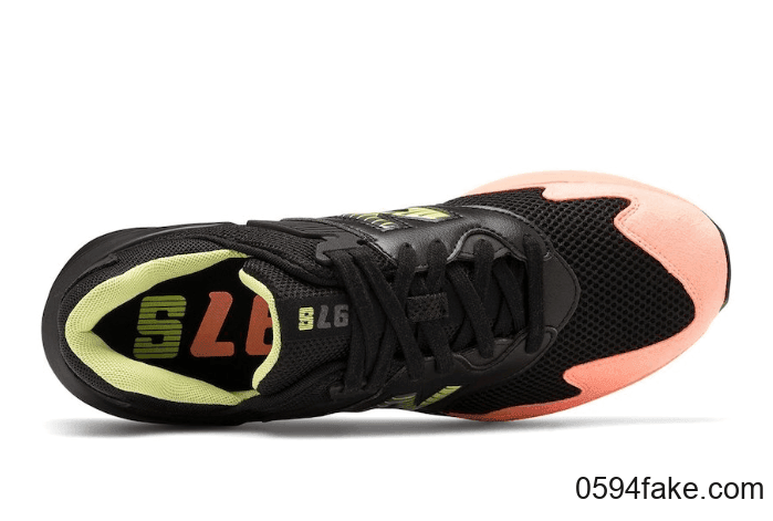 不止有“日落套装”!全新 New Balance “日出套装”即将登场!