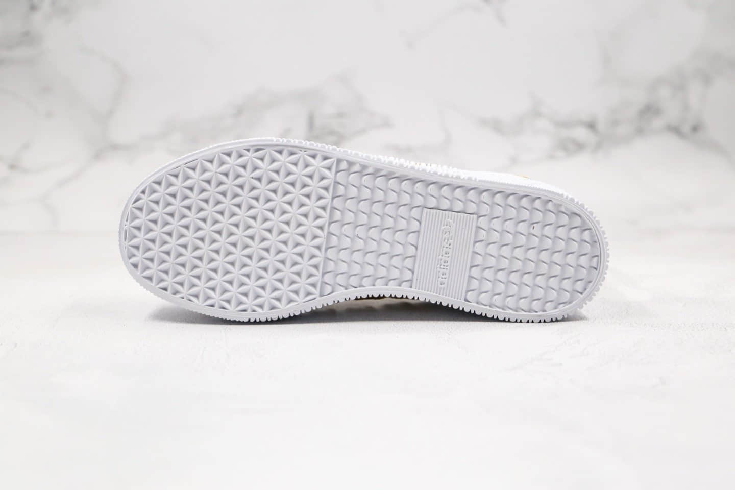 阿迪达斯Adidas Originals Samba Rose W纯原版本三叶草桑巴系列白金色松糕鞋原盒原标 货号:EE4681