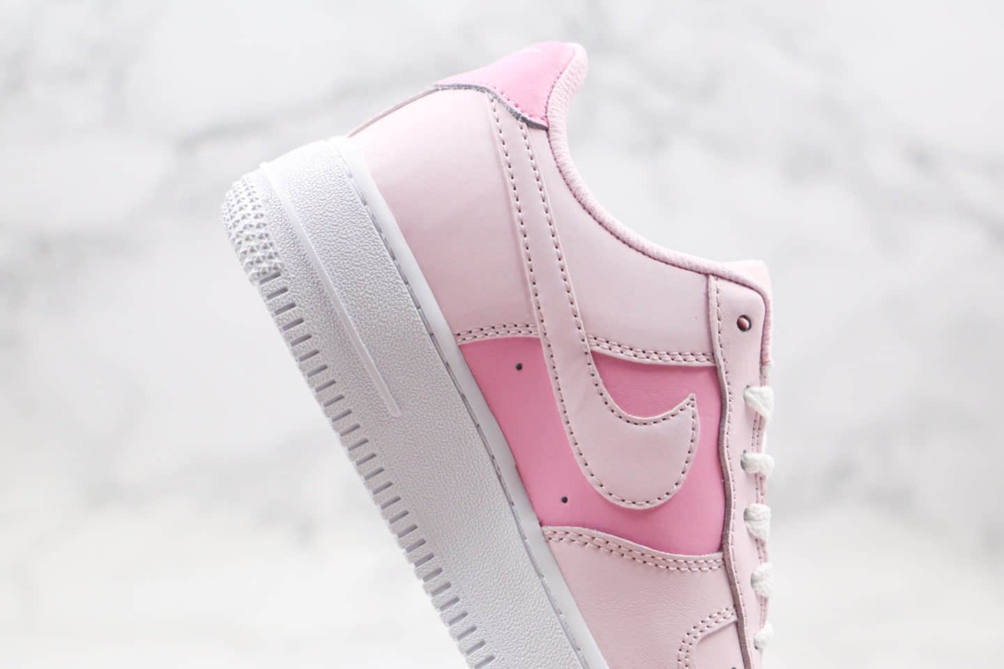 耐克Nike Air Force 1 'GS纯原版本低帮空军一号桃花粉色内置气垫原楦头纸板打造 货号：CV9646-600