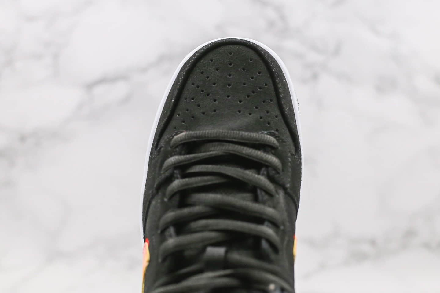 耐克Nike SB Dunk High纯原版本高帮公路旅行黑橙黄钩配色内置Zoom气垫原盒原标 货号：BQ6826-003