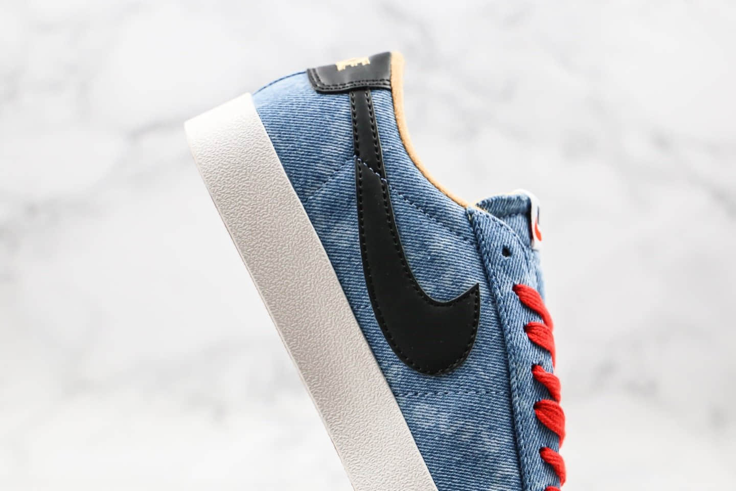 耐克Nike Blazer Mid x Levi's Strauss纯原版本低帮开拓者李维斯联名款原盒配件齐全 货号:BQ4808-600