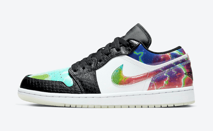 夜光外底+蛇纹皮革+炫彩银河图案!这双低帮AJ1亮点不少! 货号:CW7309-090