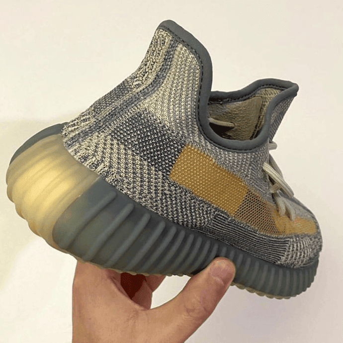 全新 Yeezy 350 V2曝光！实物清爽百搭！