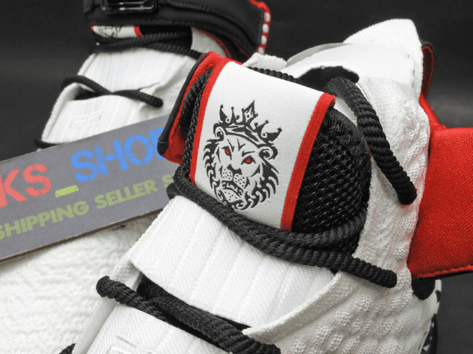 Nike LeBron 17 “Graffiti” 实物细节图曝光！完美致敬LeBron 4！ 货号：CT6052-100