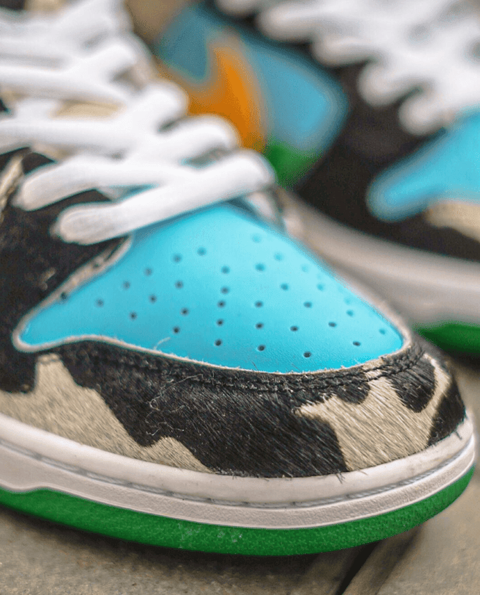 牛奶冰淇淋装扮!Ben&Jerry's x Nike SB Dunk Low最新实物图曝光! 货号:CU3244-100