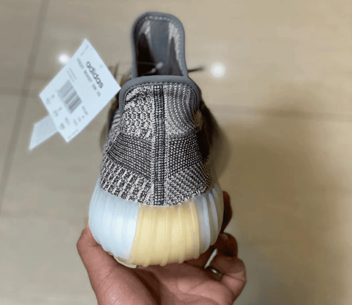 Yeezy 350 V2 “Zyon”最新实物图曝光！耐脏耐看！ 货号：FZ1267