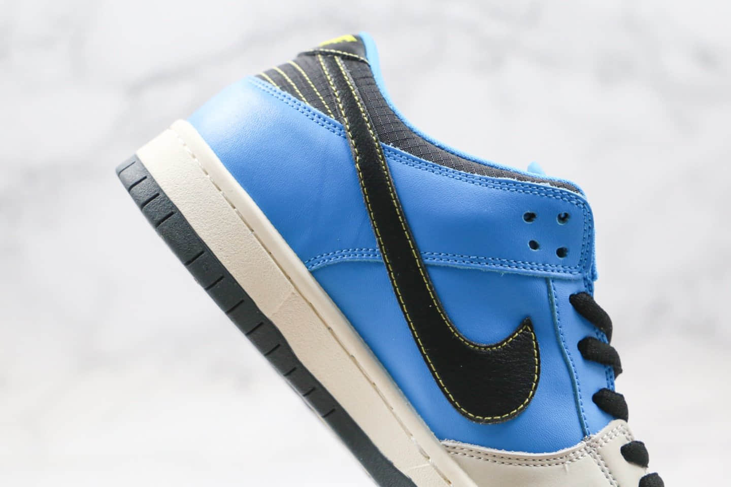 耐克Nike Dunk SB Low x Instant Skateboard纯原版本联名款低帮SB板鞋蓝灰银色超萌小狗骨头内置Zoom气垫 货号:CZ5128-400