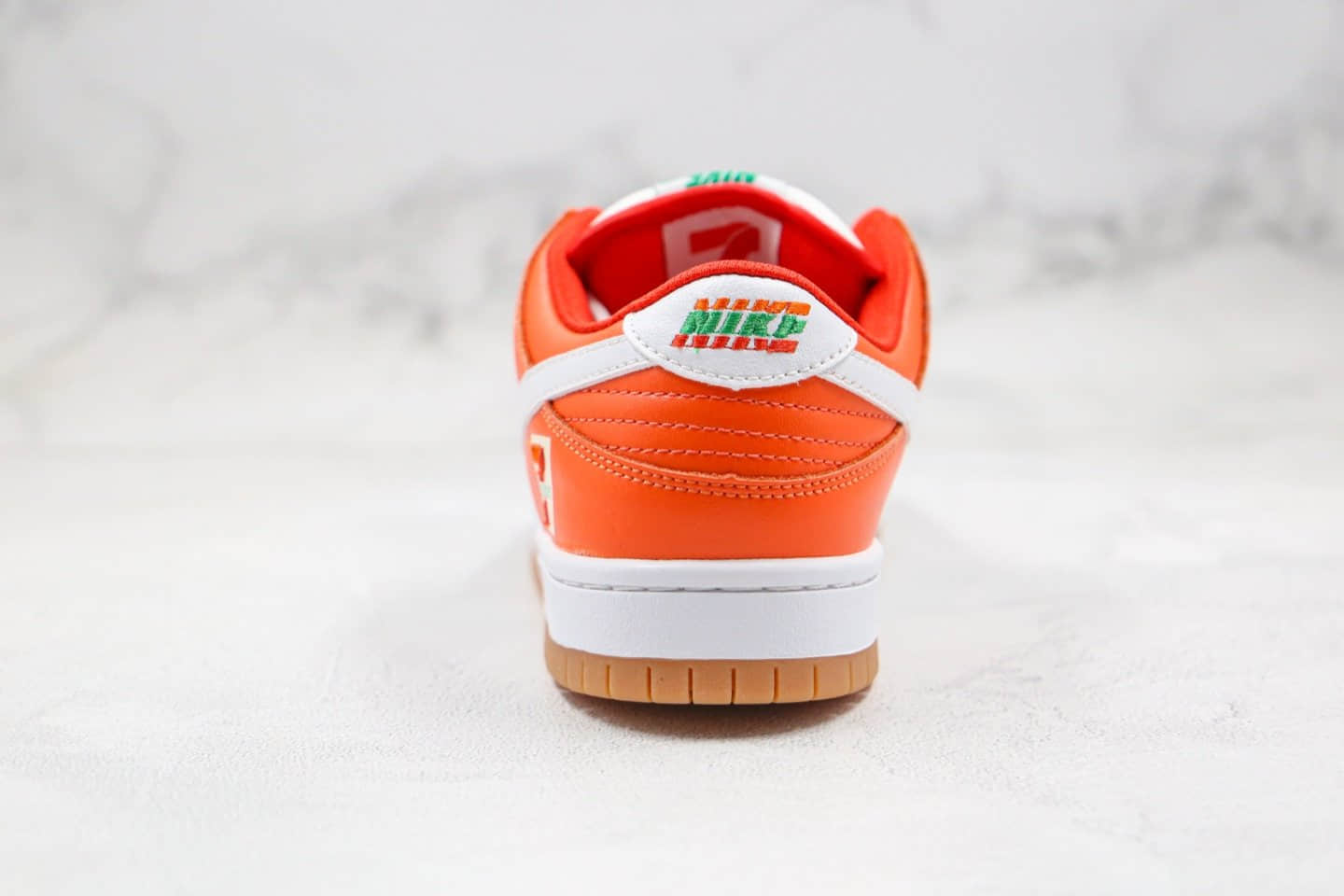 耐克Nike SB Dunk Low x 7-Eleven纯原版本便利店联名款橙绿红色SB DUNK板鞋内置Zoom气垫原盒原标 货号：CZ5130-600