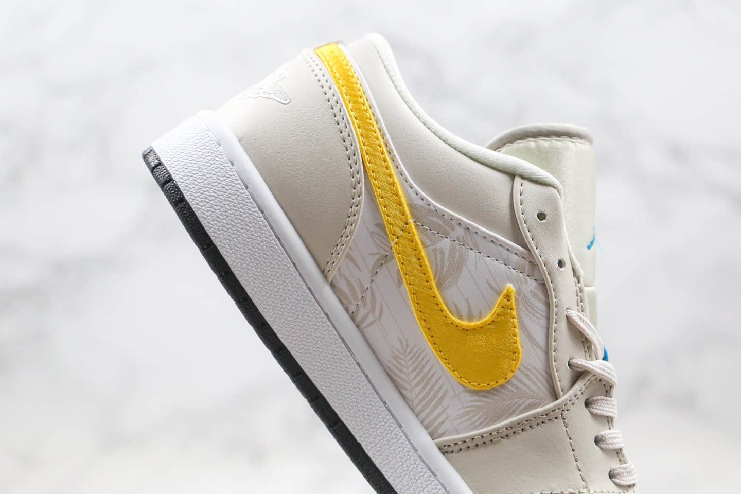 乔丹Air Jordan 1 Low Light Orewood Brown纯原版本低帮AJ1淡黄色浅矿石木棕阿马里洛白配色内置气垫原盒原标 货号:CK3022-107