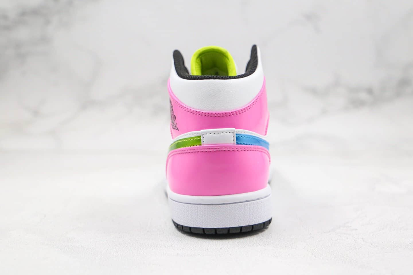 乔丹Air Jordan 1 Mid GS Patent Multi纯原版本中帮AJ1黑白粉绿糖果配色内置气垫正确鞋面材质 货号:CZ9834-100