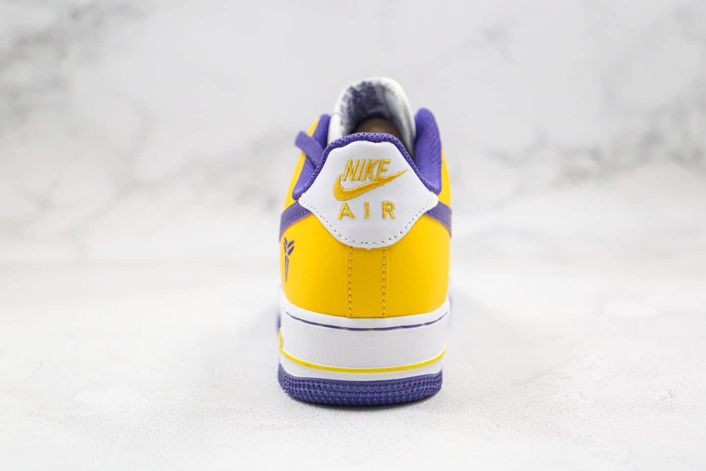 耐克Nike Air Force 1 x Kobe纯原版本科比联名纪念款低帮空军一号黄绿色内置气垫原盒配件 货号:314192-151