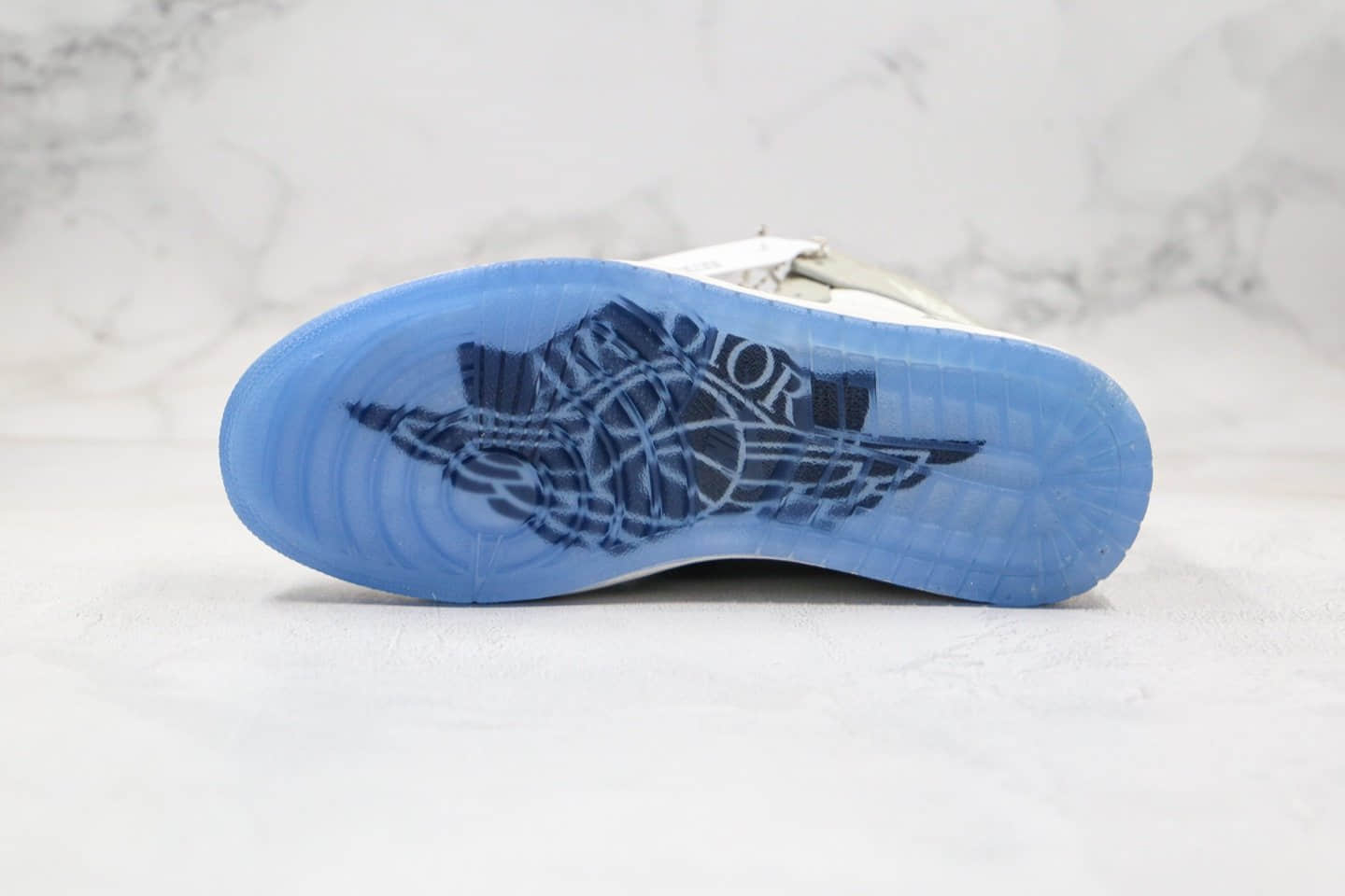 乔丹Dior x Air Jordan 1 High OG纯原版本迪奥联名款35周年限量联名款AJ1原盒原标正确鞋面材质 货号：CQ7629-013