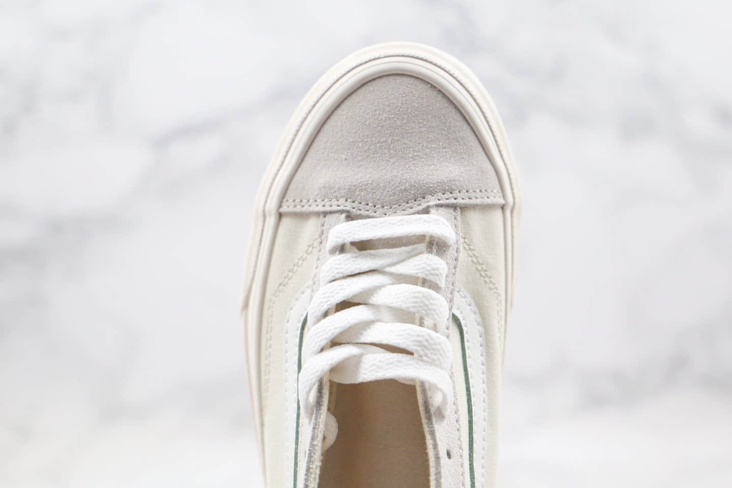 万斯Vans Style 36公司级版本低帮奶白色冰淇淋小头权志龙同款硫化板鞋原盒原标 货号： VN0A3DZ3VTB