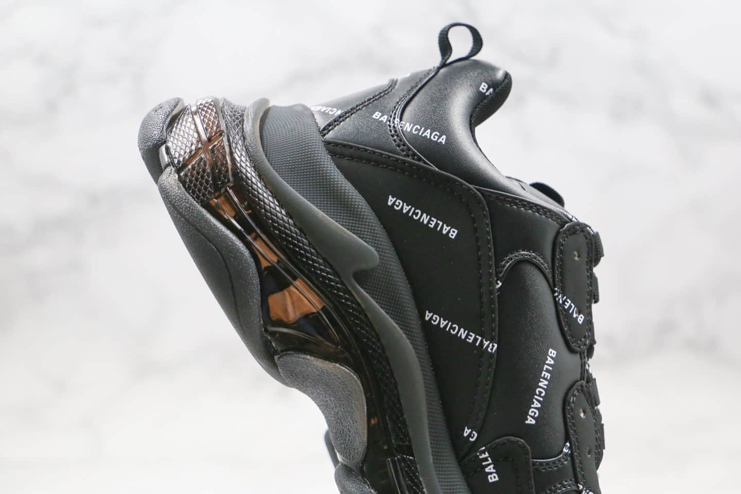 巴黎世家Balenciaga Triple S纯原版本气垫老爹鞋2020年新款黑色字母原盒配件正确电绣LOGO