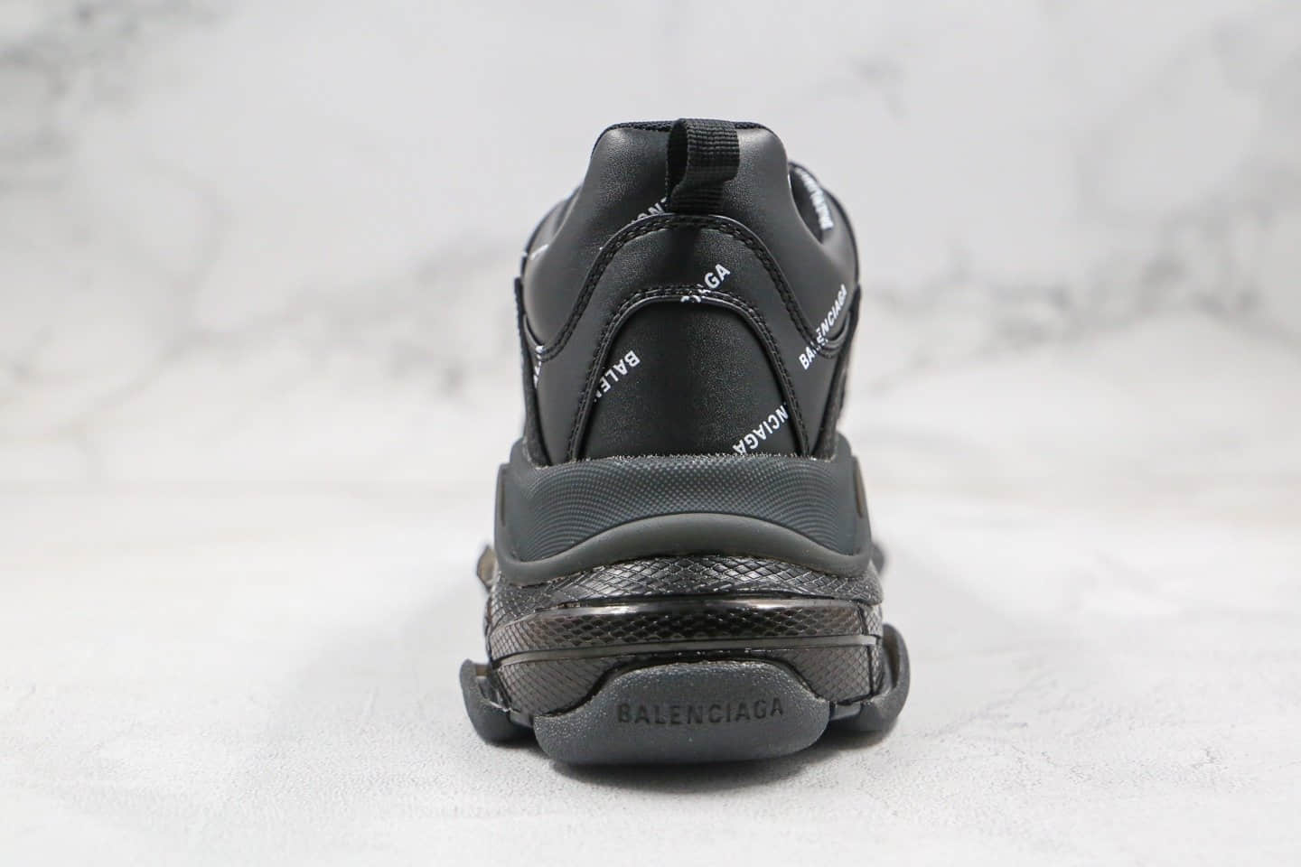巴黎世家Balenciaga Triple S纯原版本气垫老爹鞋2020年新款黑色字母原盒配件正确电绣LOGO