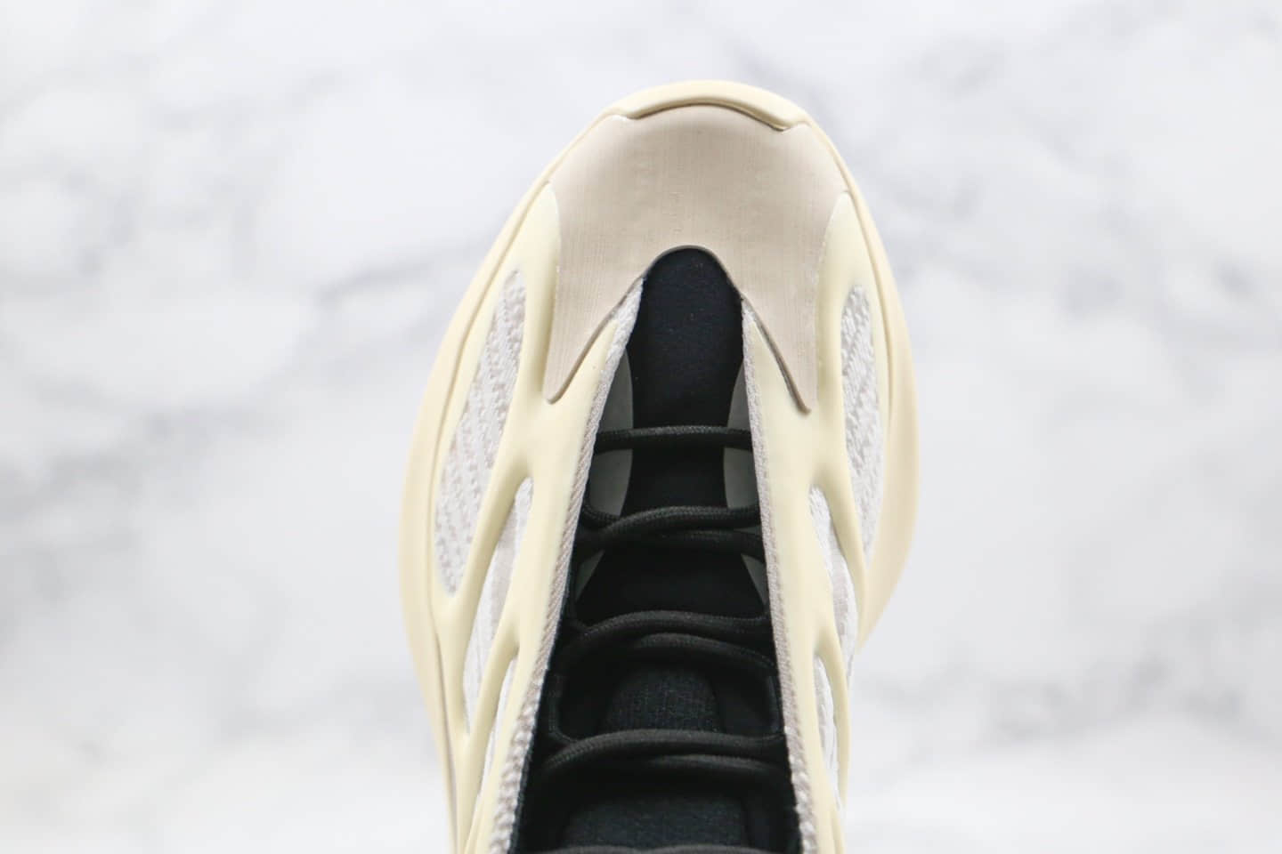 阿迪达斯Adidas YEEZY 700 V3 Azael纯原版本椰子700V3异形米白色原厂鞋面材质正确Bounce缓震科技 货号:FW4980