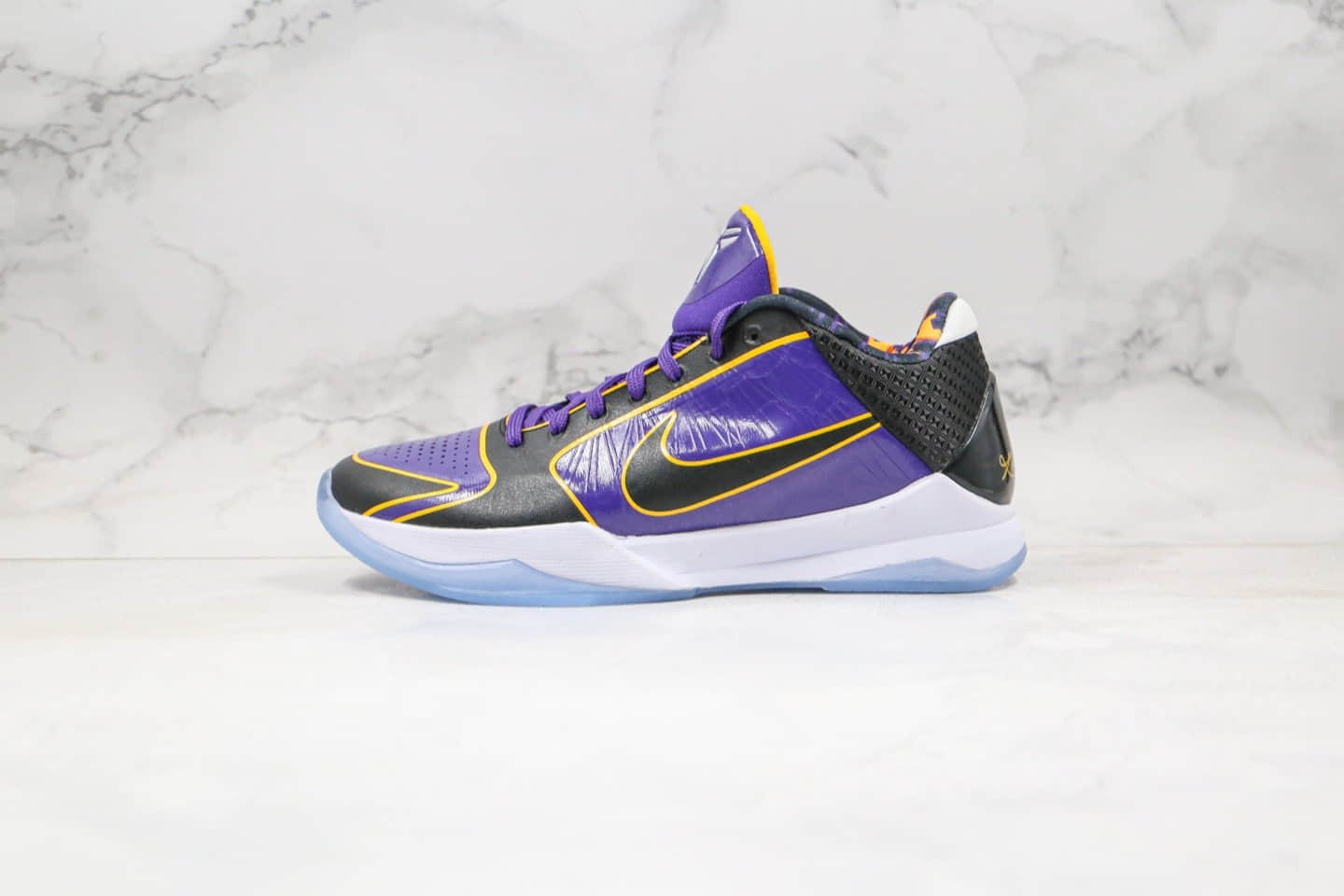 耐克Nike Kobe 5 Protro Lakers纯原版本科比5代湖人紫色配色内置纤维碳板真气垫加持支持实战 货号:CD4991-500