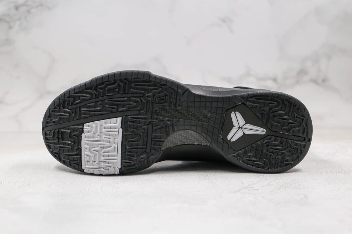 耐克Nike Zoom Kobe 5 Blackout纯原版本科比5代黑武士篮球鞋内置真纤维碳板支持实战 货号:386429-003