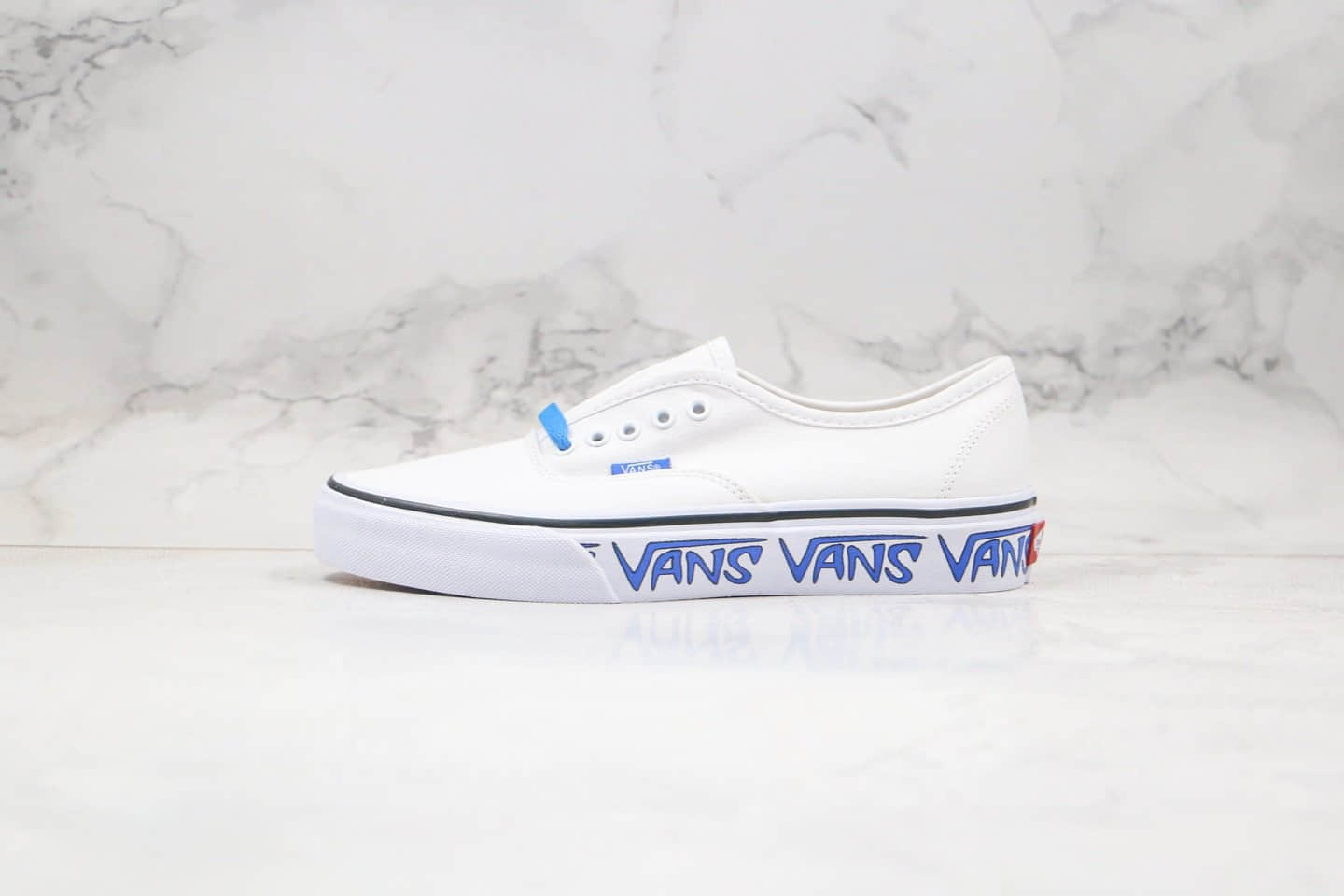 万斯Vans Authentic BMX公司级版本安纳海姆低帮侧边字母印花涂鸦白蓝色原厂硫化大底内置钢印 货号：VN0A38EMQ9M