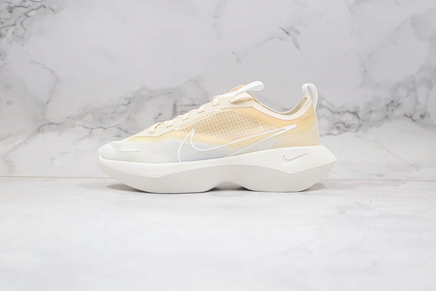 耐克Nike Vista Lite公司级版本女子跑鞋网纱老爹鞋淡黄色原楦开发 货号:CI0905-101