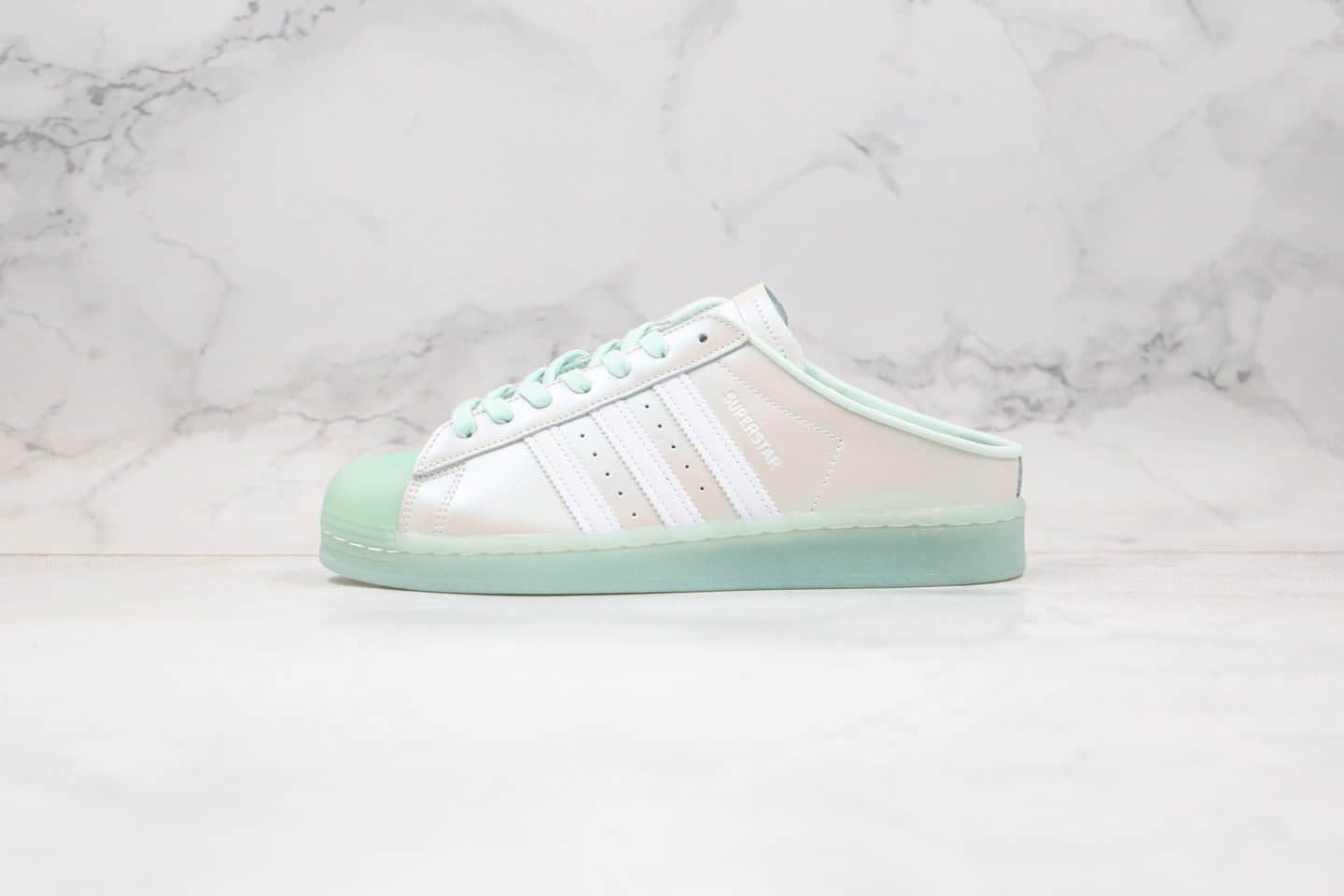 阿迪达斯adidas AD Originals SUPERSTAR W公司级版本贝壳头半拖糖果绿原数据开发原材打造 货号：FX2755